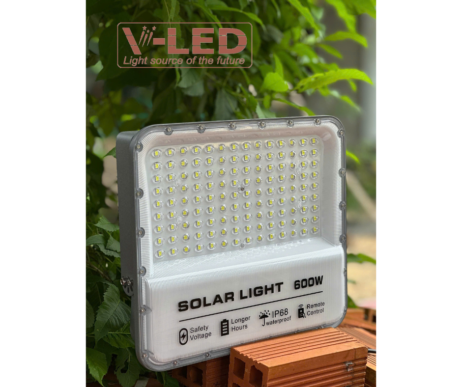 Đèn pha NLMT V-Led mắt ngọc 600W (Led 5054) - Ảnh 7