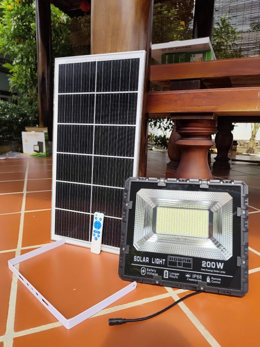 Đèn pha năng lượng mặt trời 200W (Led 5730, 400 mắt Led) - Ảnh 5